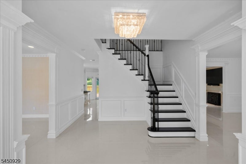 12 Byron Ct
