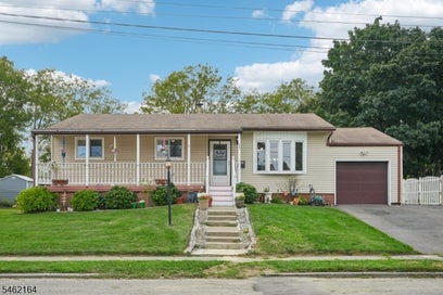 25 Lawrence Dr Hackettstown Town NJ 07840