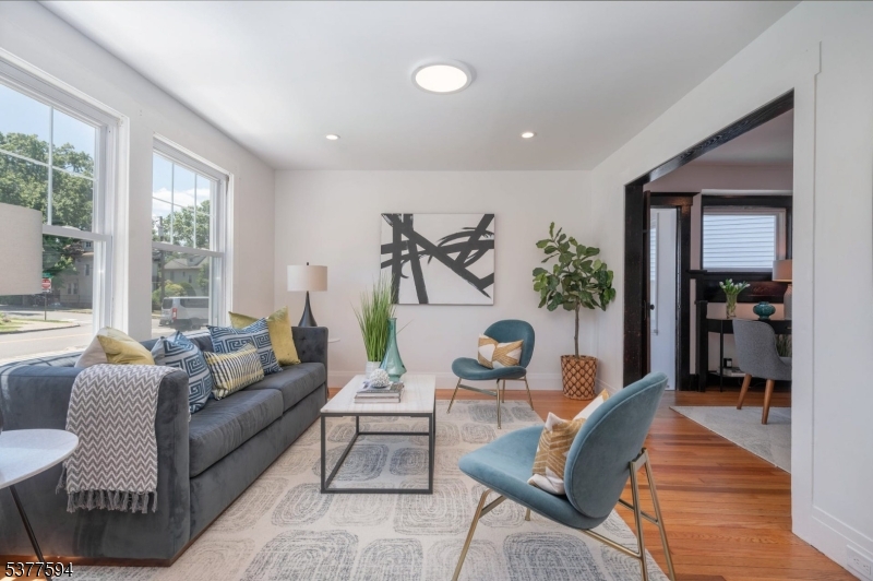 21 Claremont Ave 2