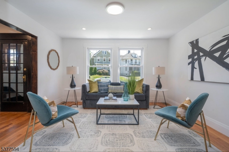 21 Claremont Ave 2