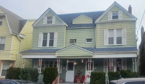 202 Clerk St 2 Jersey City NJ 07305