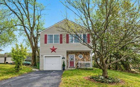 20 Park Ave Lopatcong Twp. NJ 08865