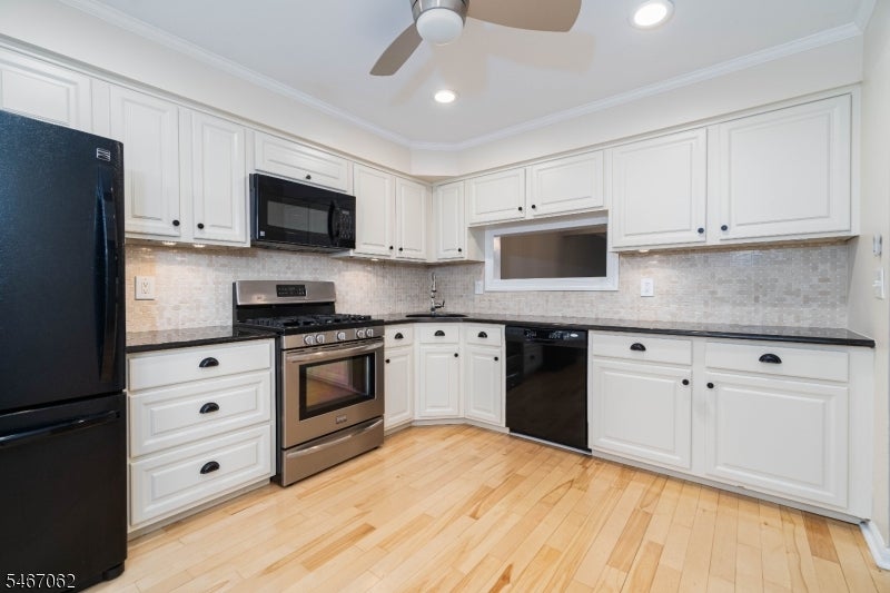 203 Salem Ct