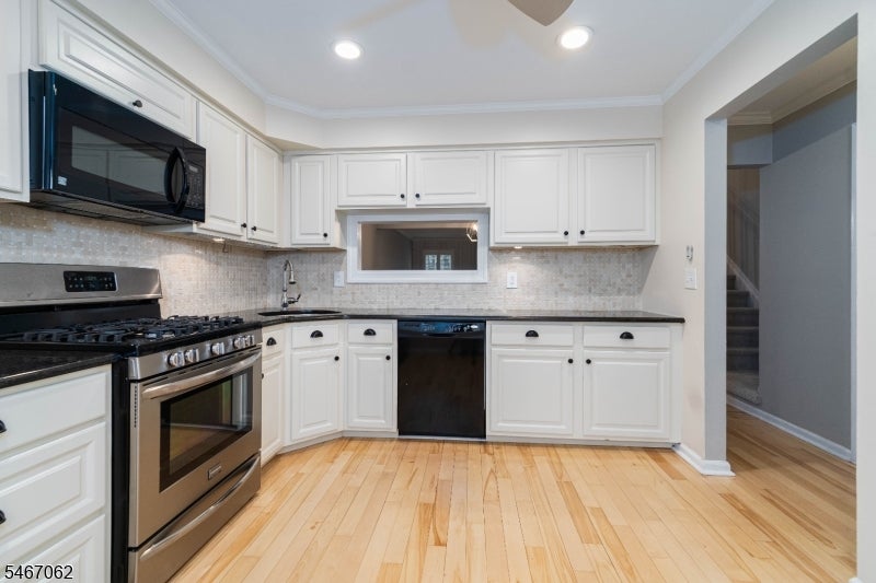203 Salem Ct