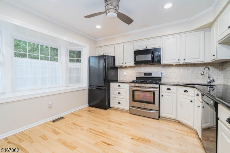 203 Salem Ct