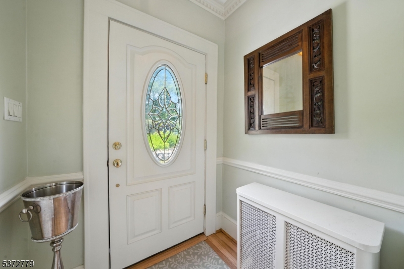 91 3Rd Ave