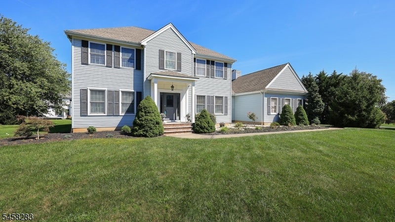 7 Linberger Dr