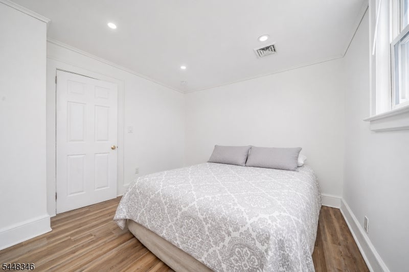 57 River Rd 2