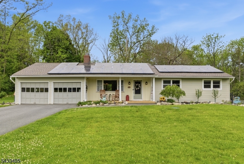 77 Decker Pond Rd