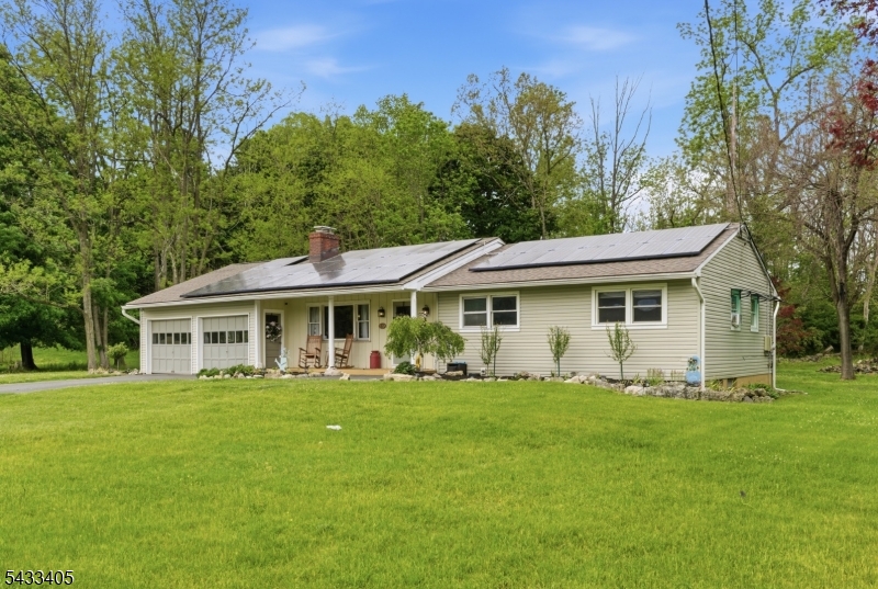 77 Decker Pond Rd