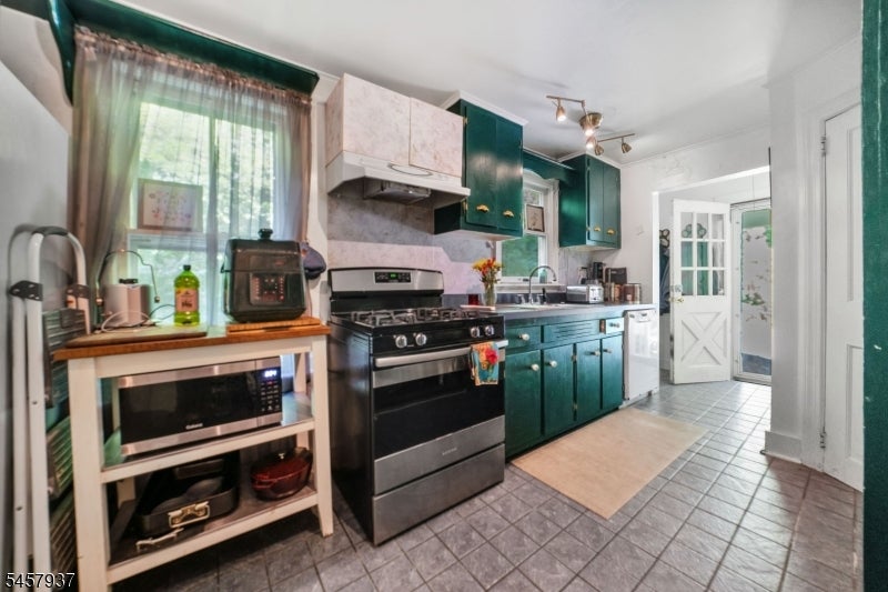 250 Hardscrabble Rd