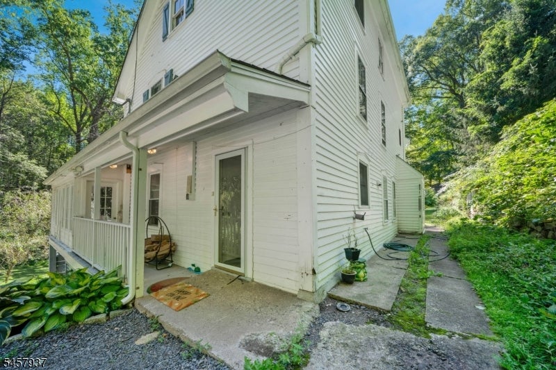 250 Hardscrabble Rd