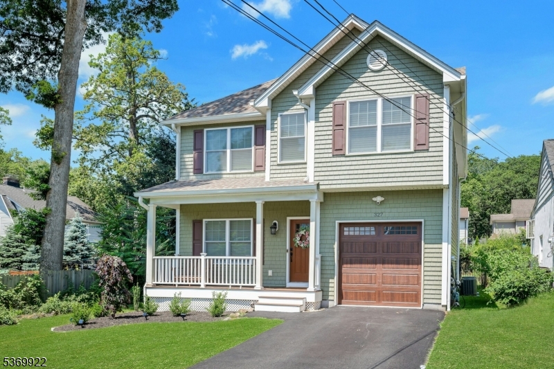 327 Lincoln St