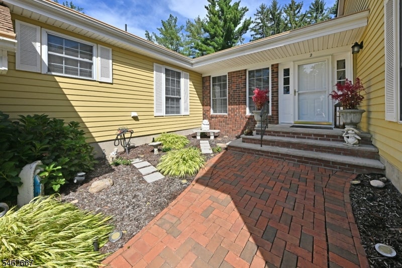 2 Pueblo Cir