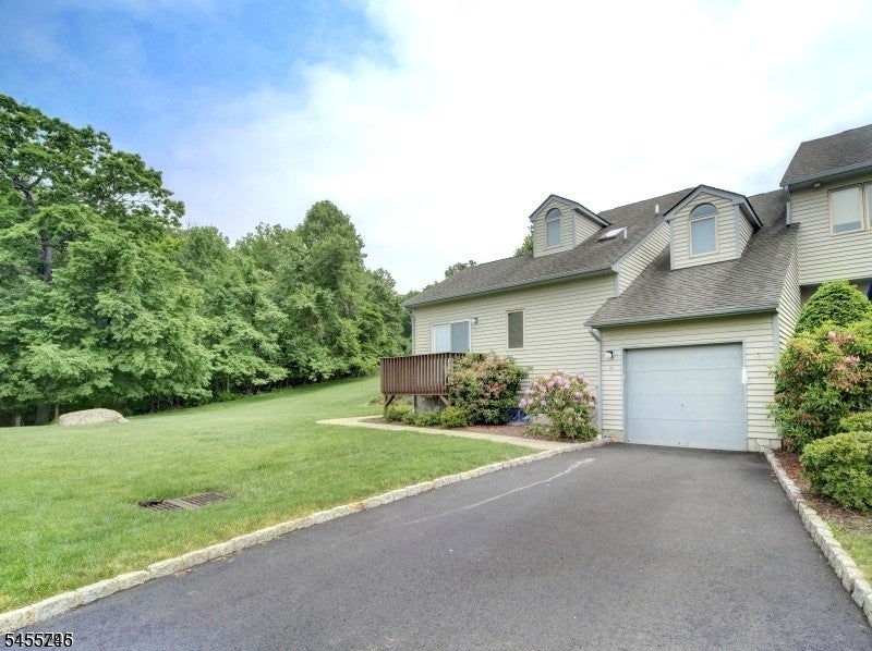 34 Fowler Dr