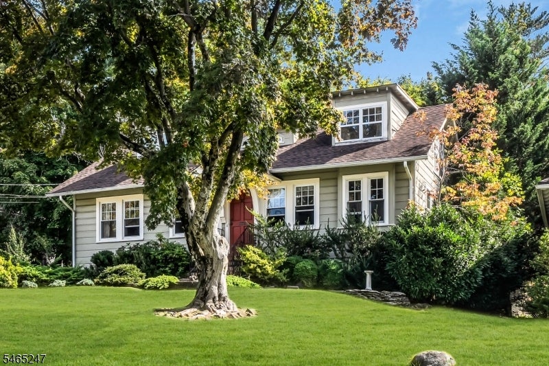 32 Ferndale Rd