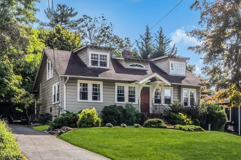 32 Ferndale Rd