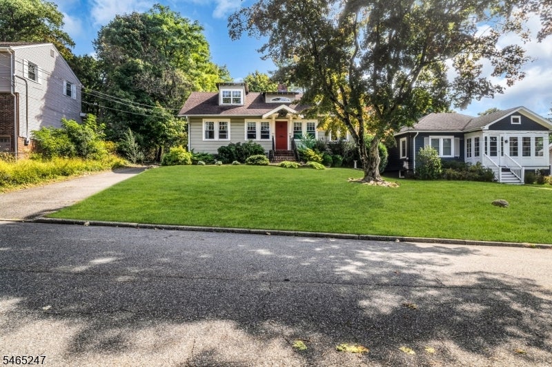 32 Ferndale Rd