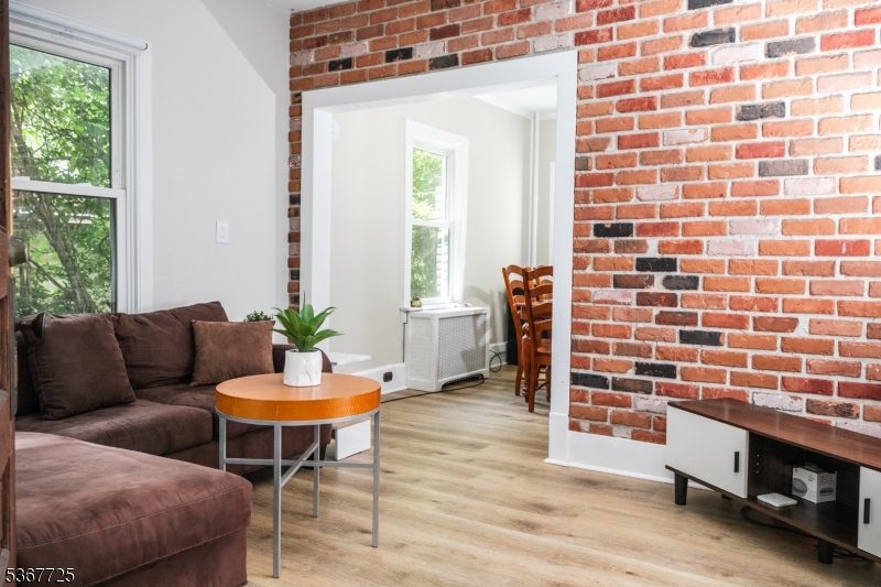 15 Blakely Ave
