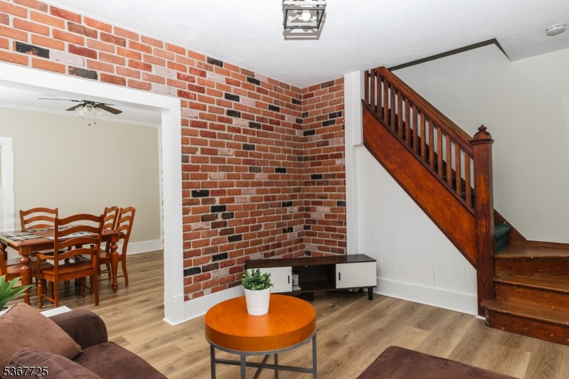 15 Blakely Ave