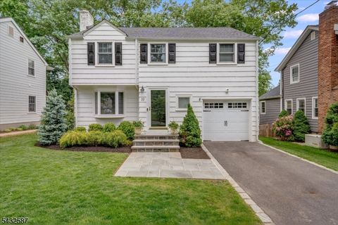 22 Essex Rd Chatham Boro NJ 07928