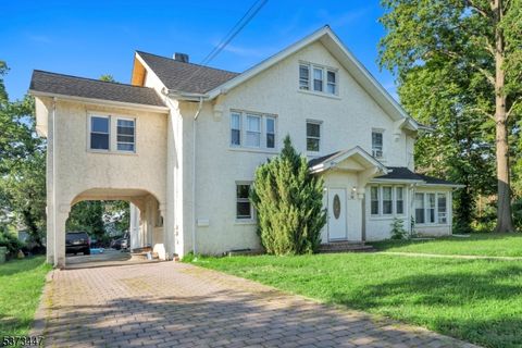 216 W 6Th Ave Roselle Boro NJ 07203