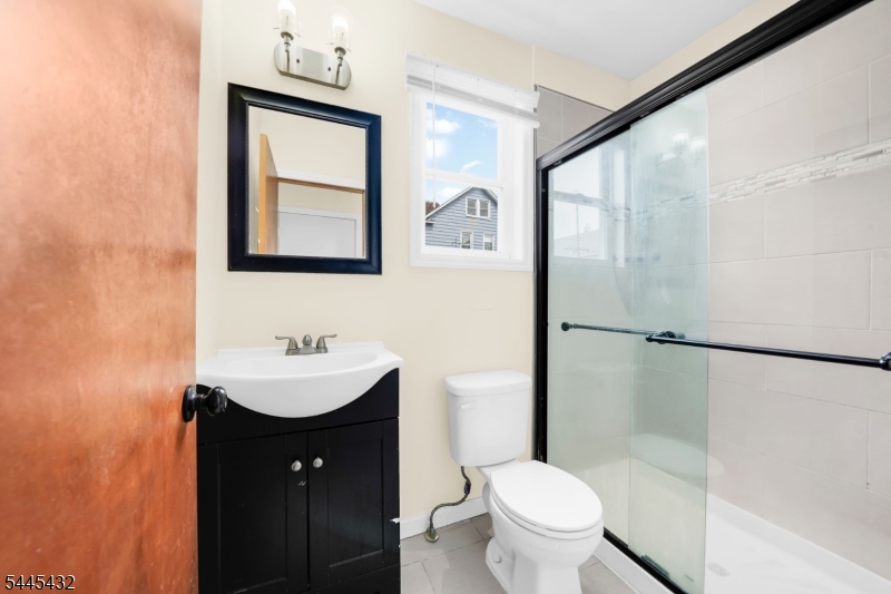 620 Mcgillvray Pl 1