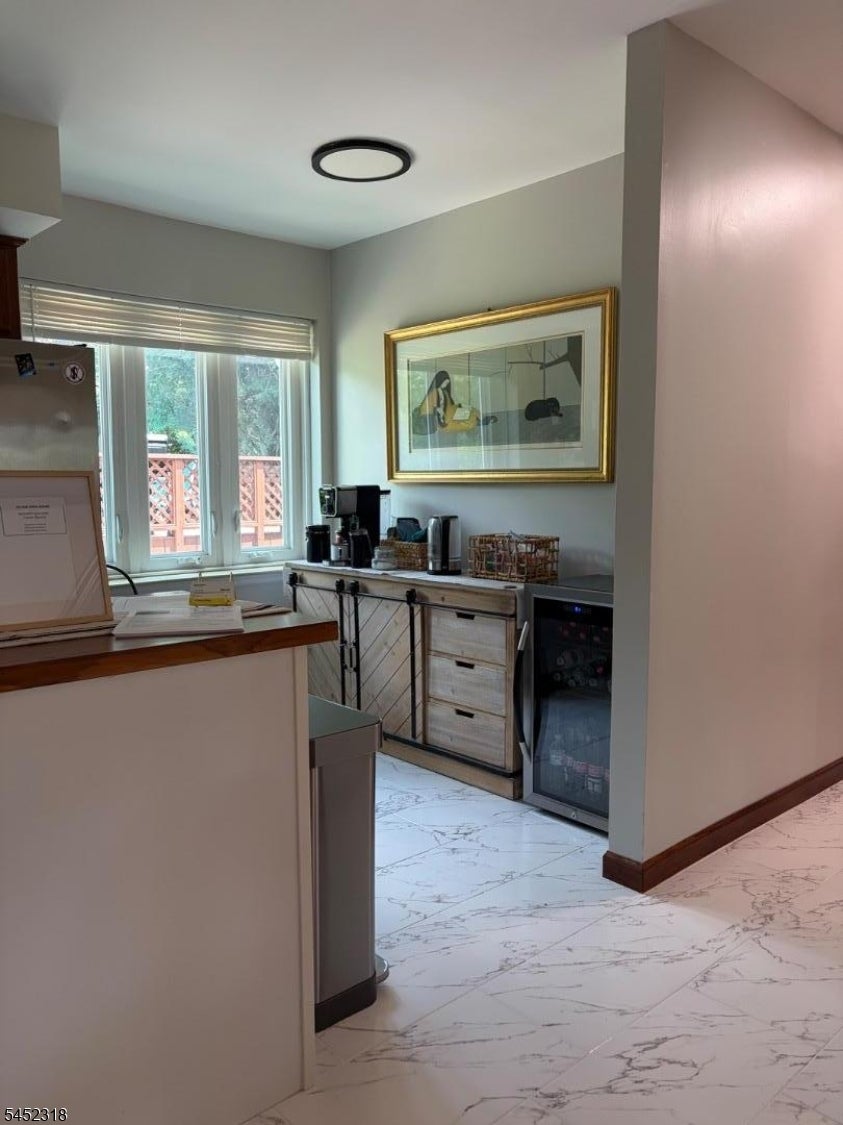 27 River Rd