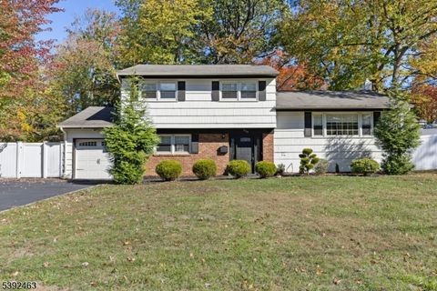 Photo of 939 Post Drive, Plainfield, NJ 07062 (MLS # 3994137)