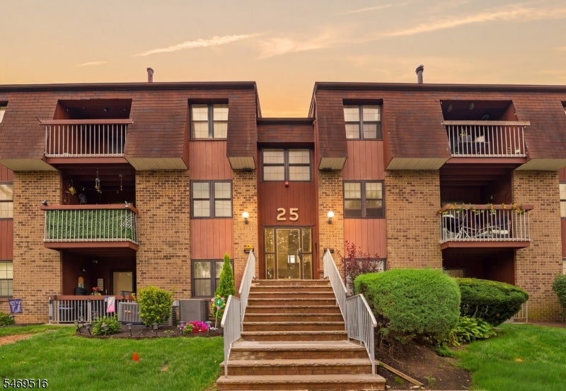 296 Alpine Way
