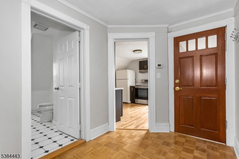 412 Morris Ave 2