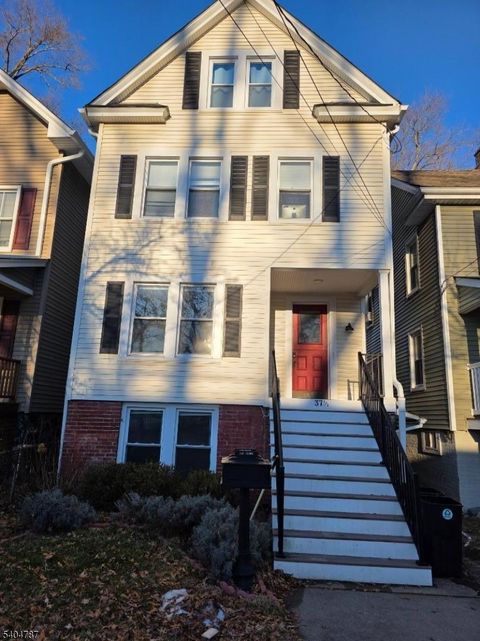 37 1/2 James St Morristown Town NJ 07960
