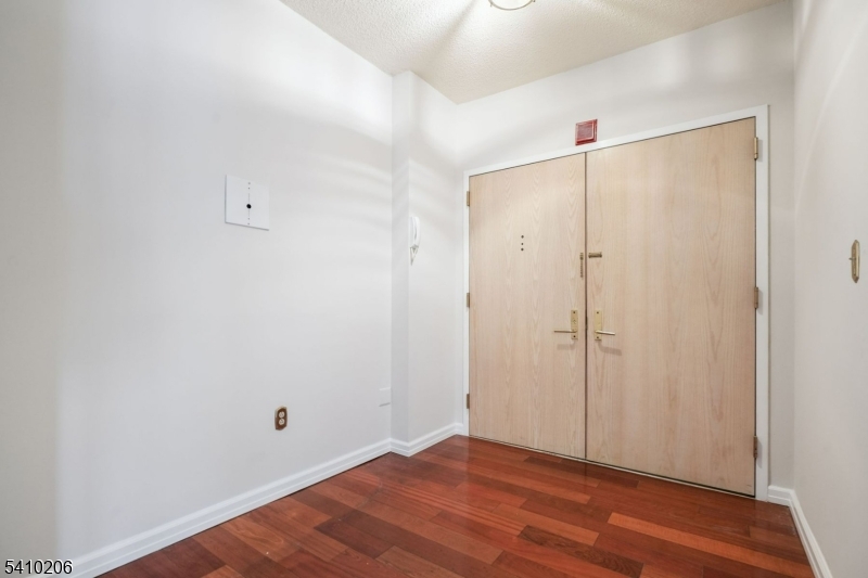 10 Smith Manor Blvd 107