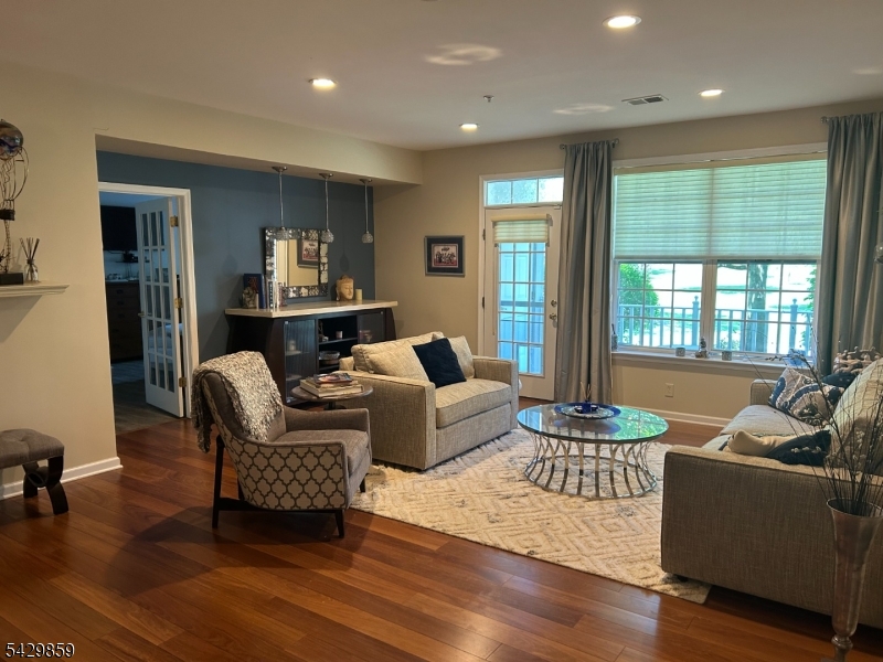 8 Quarry Dr C1