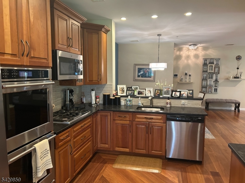8 Quarry Dr C1
