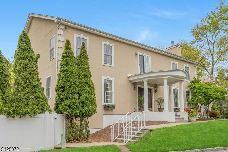16 Lenape Trail