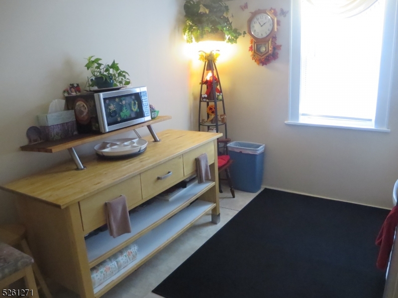 90-92 W. Lincoln Avenue