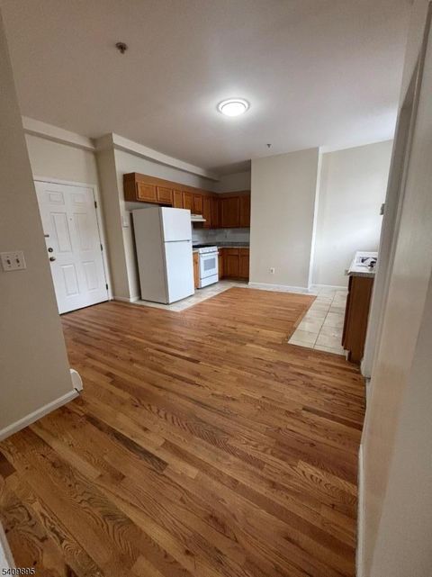 65 Malvern St Unit 12 12 Newark City NJ 07105