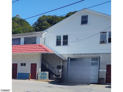 812 S Main St Phillipsburg Town NJ 08865