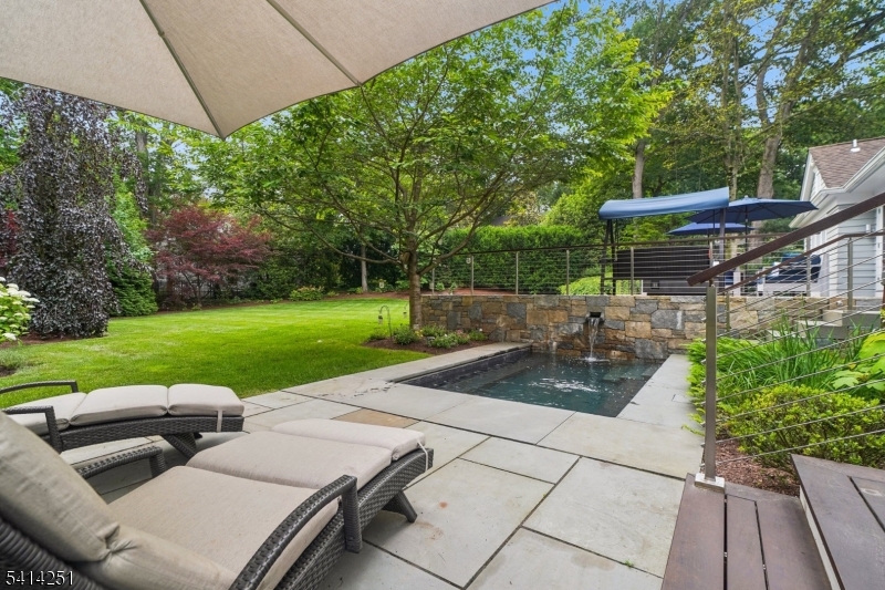 115 Woodland Ave