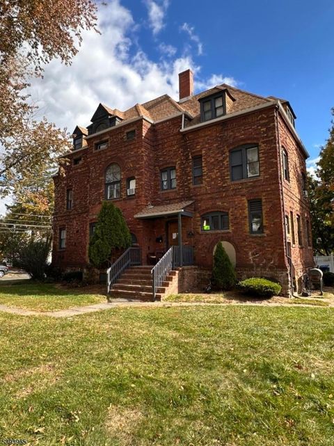 Photo of 720 Madison Ave, Plainfield, NJ 07060 (MLS # 3994889)