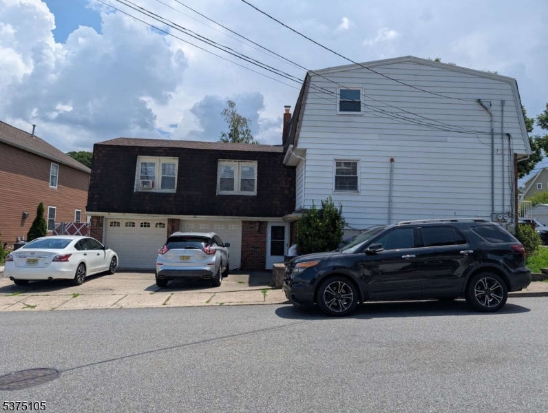449 Taft Ave