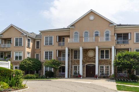 Photo of 1111 Clinton Ln #111, Rockaway, NJ 07866 (MLS # 3991332)
