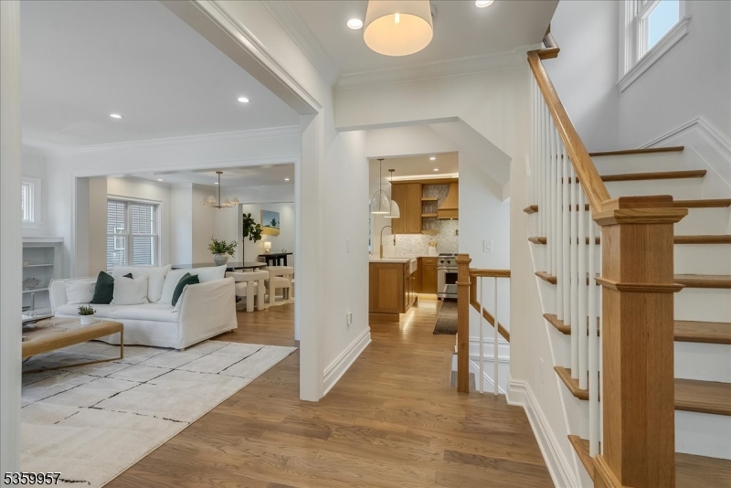 112 Wildwood Ave