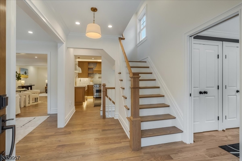 112 Wildwood Ave