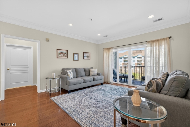 5205 Warrens Way 305