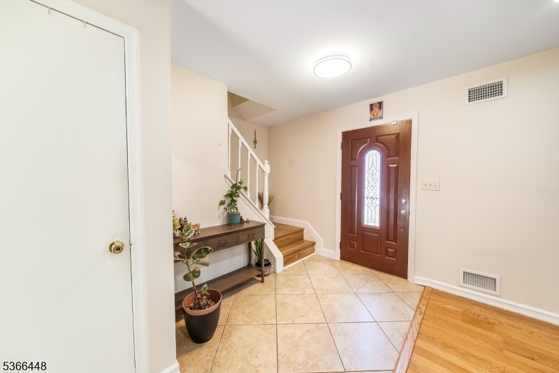 23 Boxwood Cir