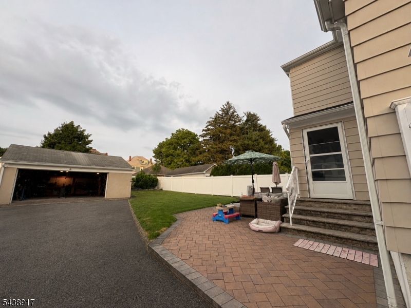 158 Roessler St