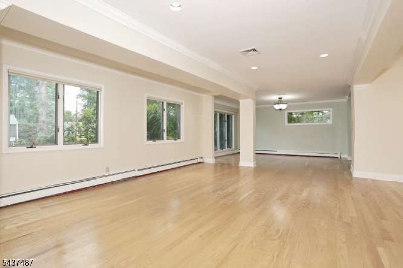 96 Wilson Ave