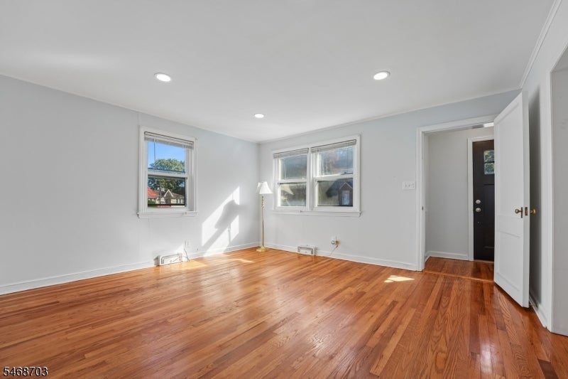 47 Freeman Pl